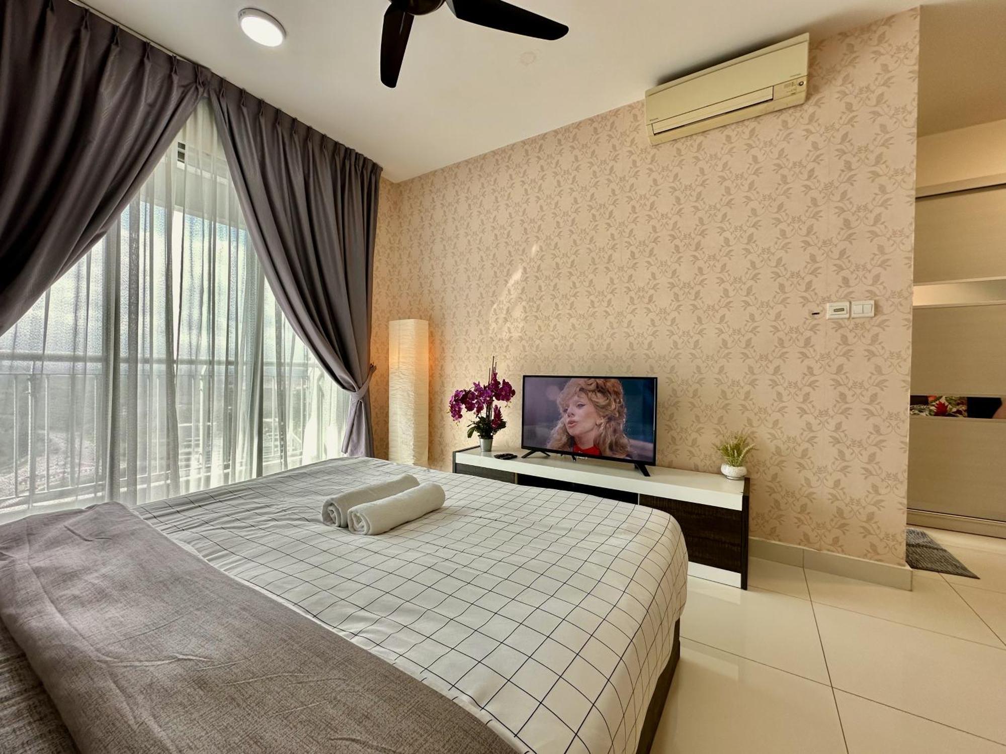 Teega Suites Puteriharbour By Wp Homestay Джохор-Бару Номер фото